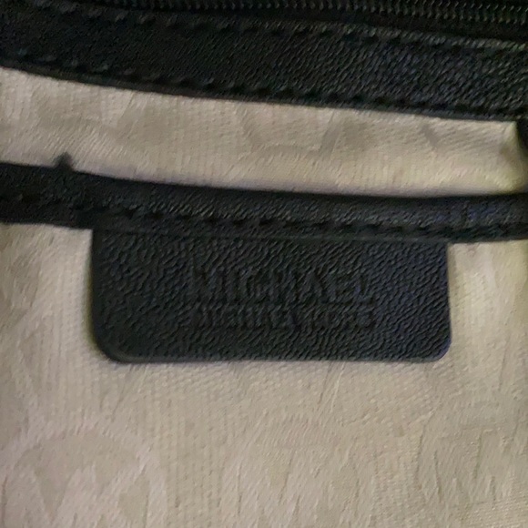 Michael Kors Purse - Picture 10 of 16